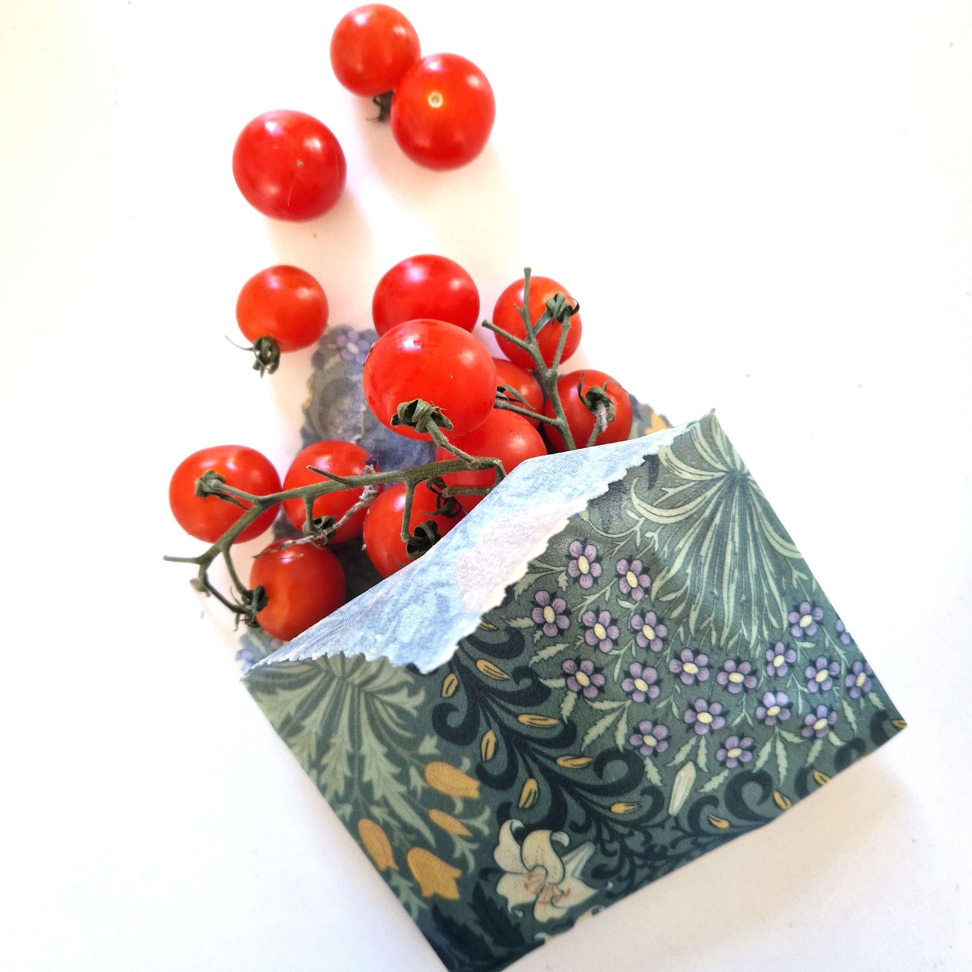 Award-winning Small Family Business. 3,600 5* Reviews. WHOLESALE, too.