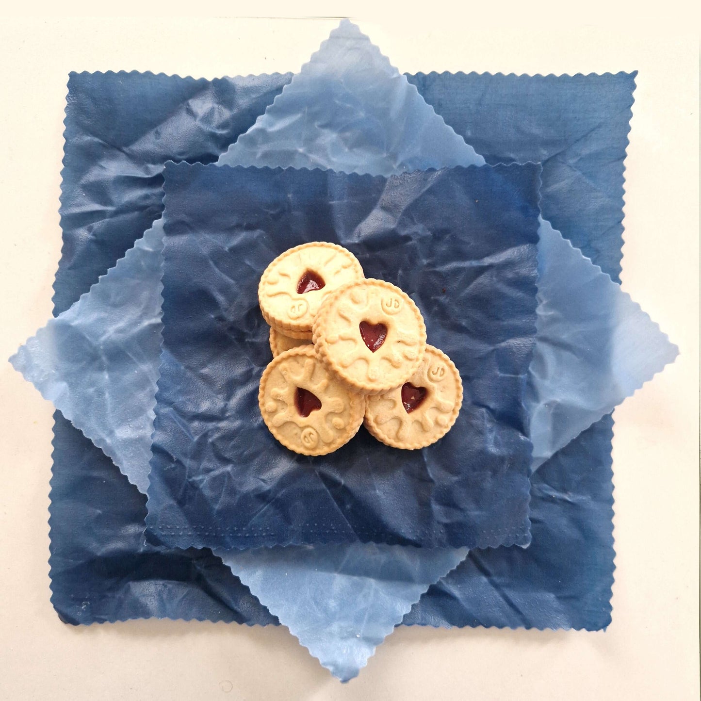 Award-winning Small Family Business. 3,600 5* Reviews. WHOLESALE, too.