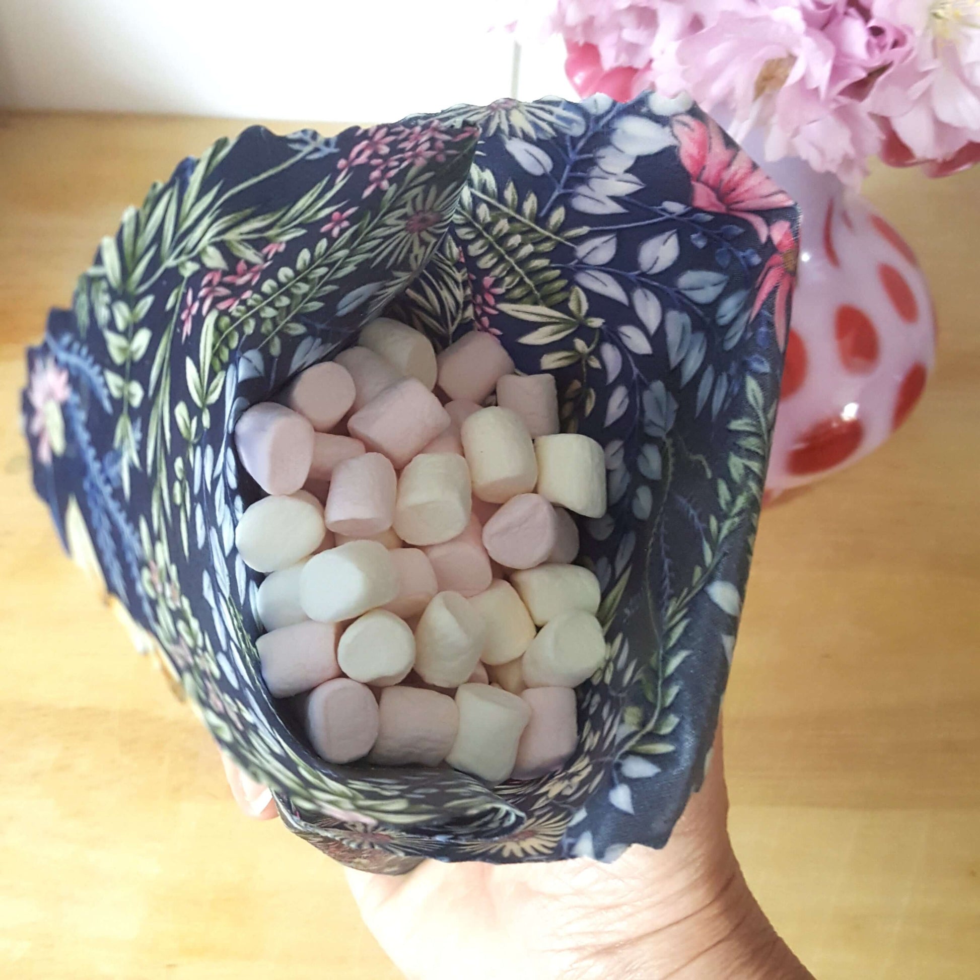 Award-winning Small Family Business. 3,600 5* Reviews. WHOLESALE, too.